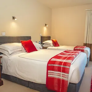 Kayden House Guest house