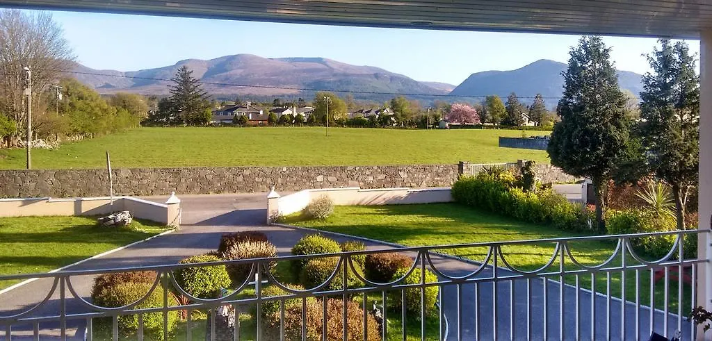 Bed & Breakfast Shepherds Lodge B&B Killarney